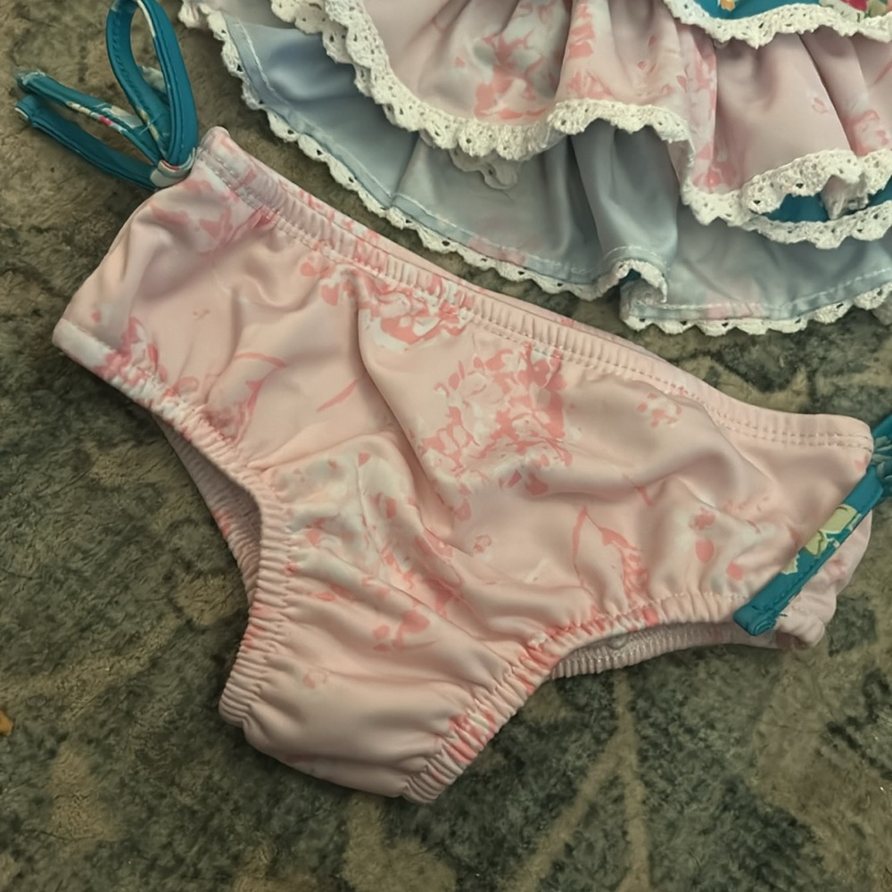 SweetHoney Floral Ruffled Halter Two Piece Bikini - Picture 3 of 4